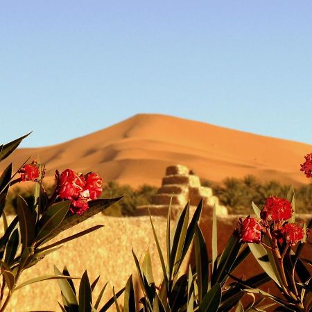 La Vallee Des Dunes - Auberge, Bivouacs Et Excursions Bed & Breakfast Merzouga Exterior foto