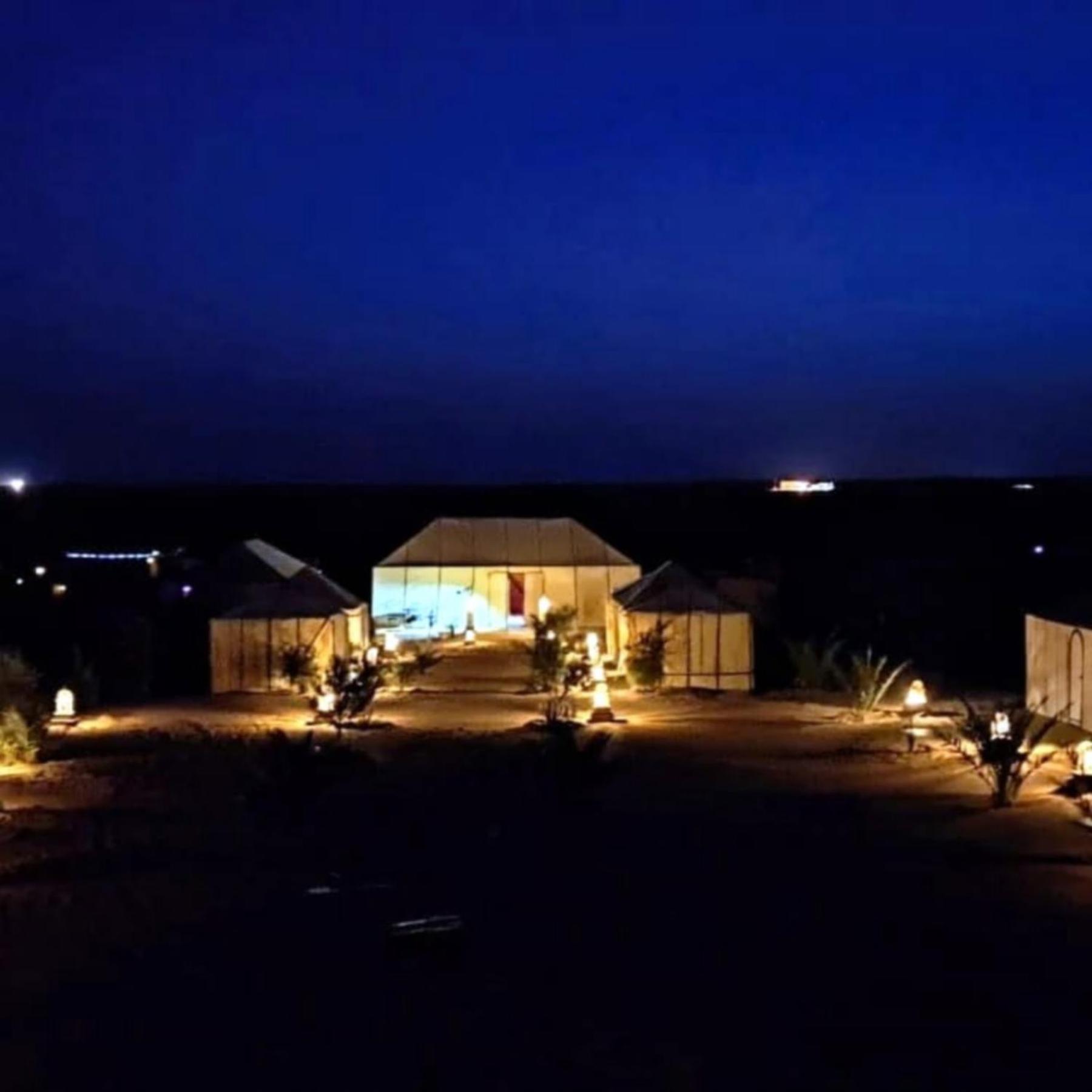 La Vallee Des Dunes - Auberge, Bivouacs Et Excursions Bed & Breakfast Merzouga Exterior foto