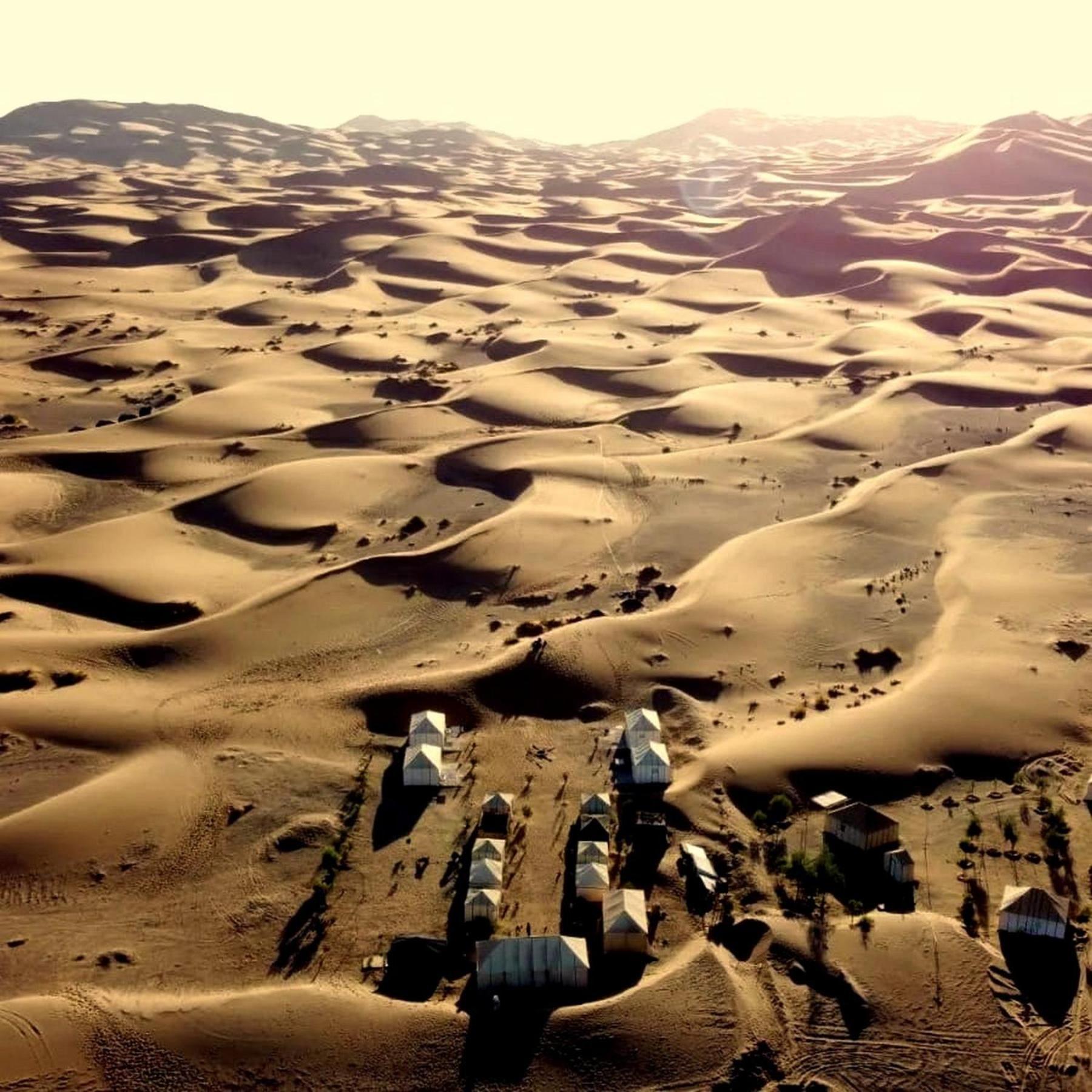 La Vallee Des Dunes - Auberge, Bivouacs Et Excursions Bed & Breakfast Merzouga Exterior foto