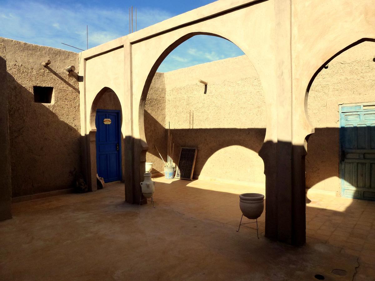 La Vallee Des Dunes - Auberge, Bivouacs Et Excursions Bed & Breakfast Merzouga Exterior foto