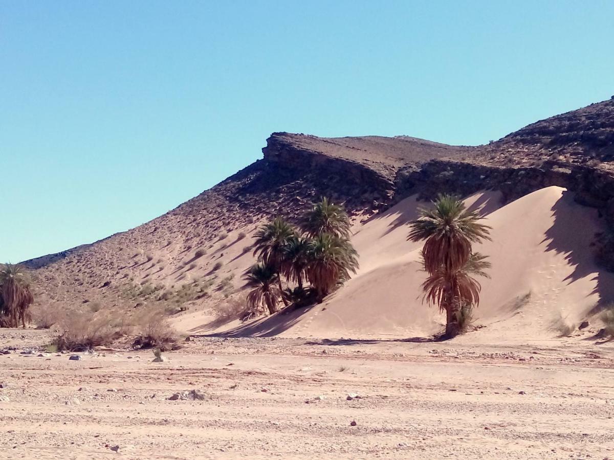 La Vallee Des Dunes - Auberge, Bivouacs Et Excursions Bed & Breakfast Merzouga Exterior foto