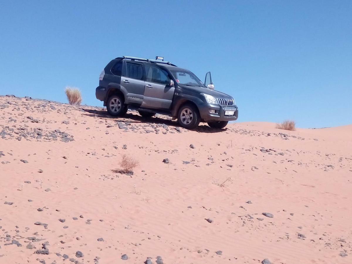 La Vallee Des Dunes - Auberge, Bivouacs Et Excursions Bed & Breakfast Merzouga Exterior foto