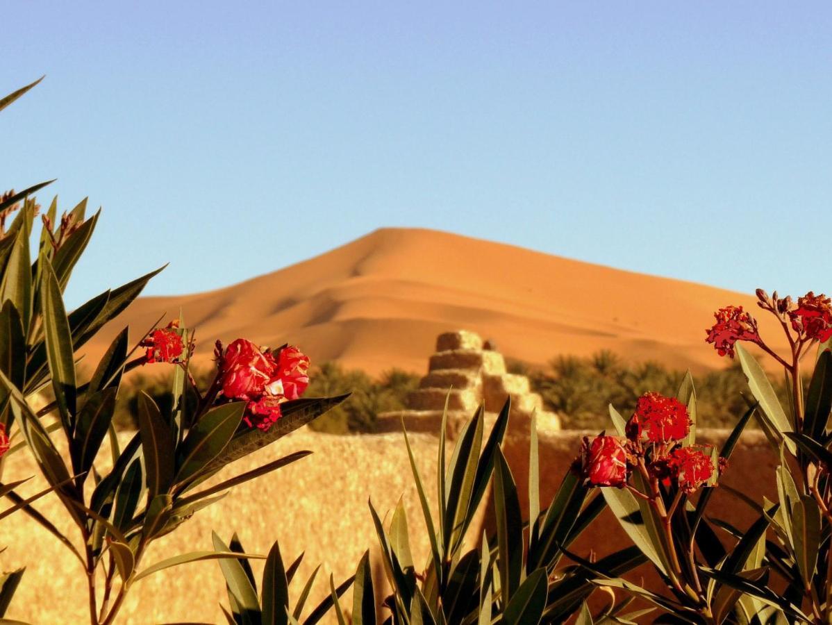 La Vallee Des Dunes - Auberge, Bivouacs Et Excursions Bed & Breakfast Merzouga Exterior foto